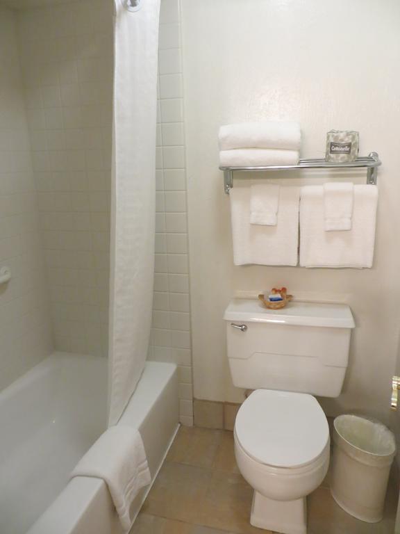 Executive Inn & Suites Sacramento Eksteriør billede