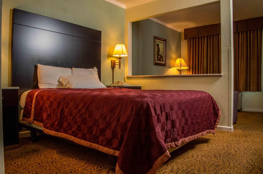 Executive Inn & Suites Sacramento Eksteriør billede