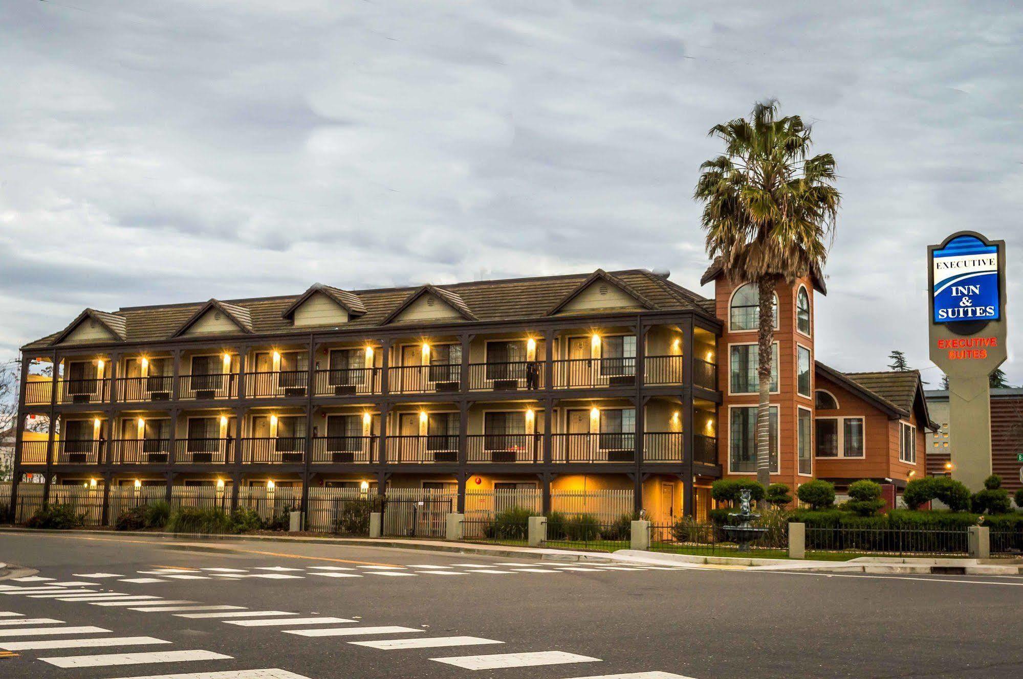 Executive Inn & Suites Sacramento Eksteriør billede