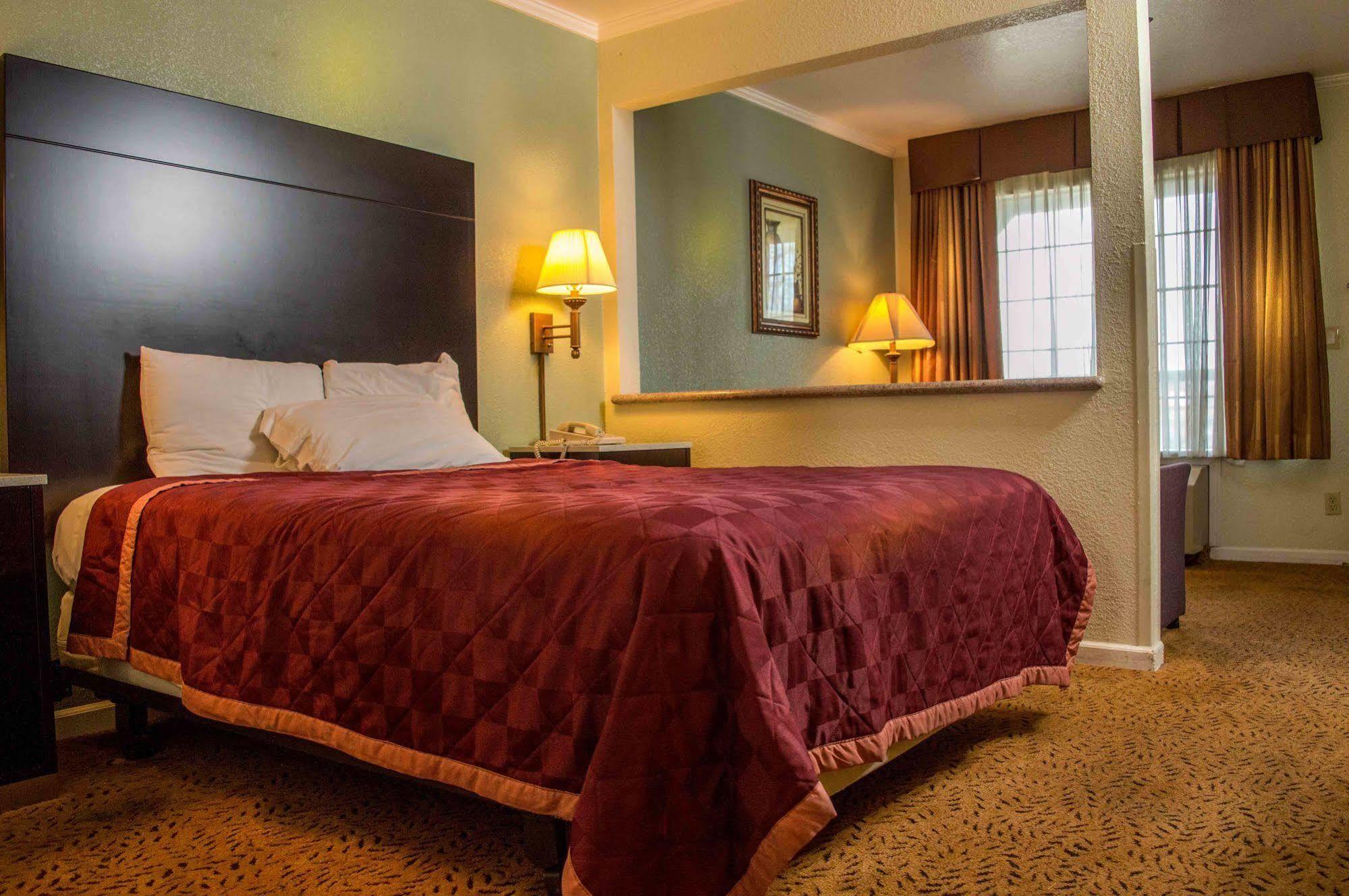 Executive Inn & Suites Sacramento Eksteriør billede